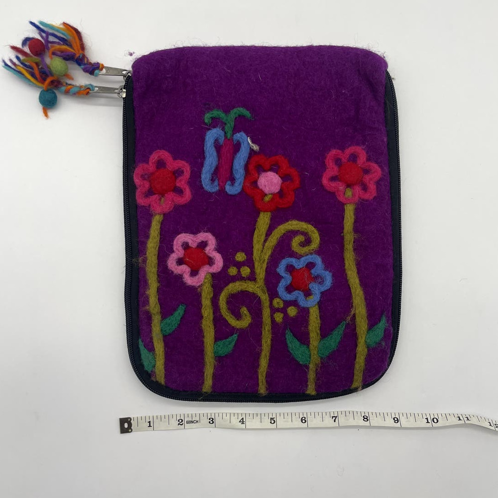 Wool Tablet/eReader Zippered Sleeve - Picture 6 of 6